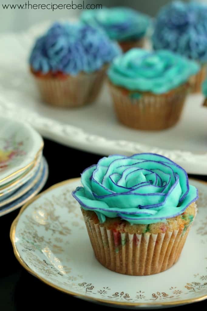 {whole wheat} funfetti cupcakes with two-tone buttercream rose tutorial
