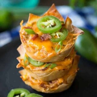 Creamy, spicy Jalapeno Poppers loaded with bacon, chicken and barbecue sauce, stuffed into a crispy wonton cup!