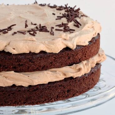 Flourless Mexican Chocolate Cake with Buttermilk Milk Chocolate Frosting: a rich chocolate cake with cinnamon and a hint of cayenne, smothered in creamy, tangy chocolate frosting. www.thereciperebel.com