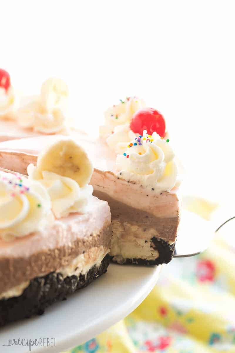 No Bake Banana Split Cheesecake Recipe