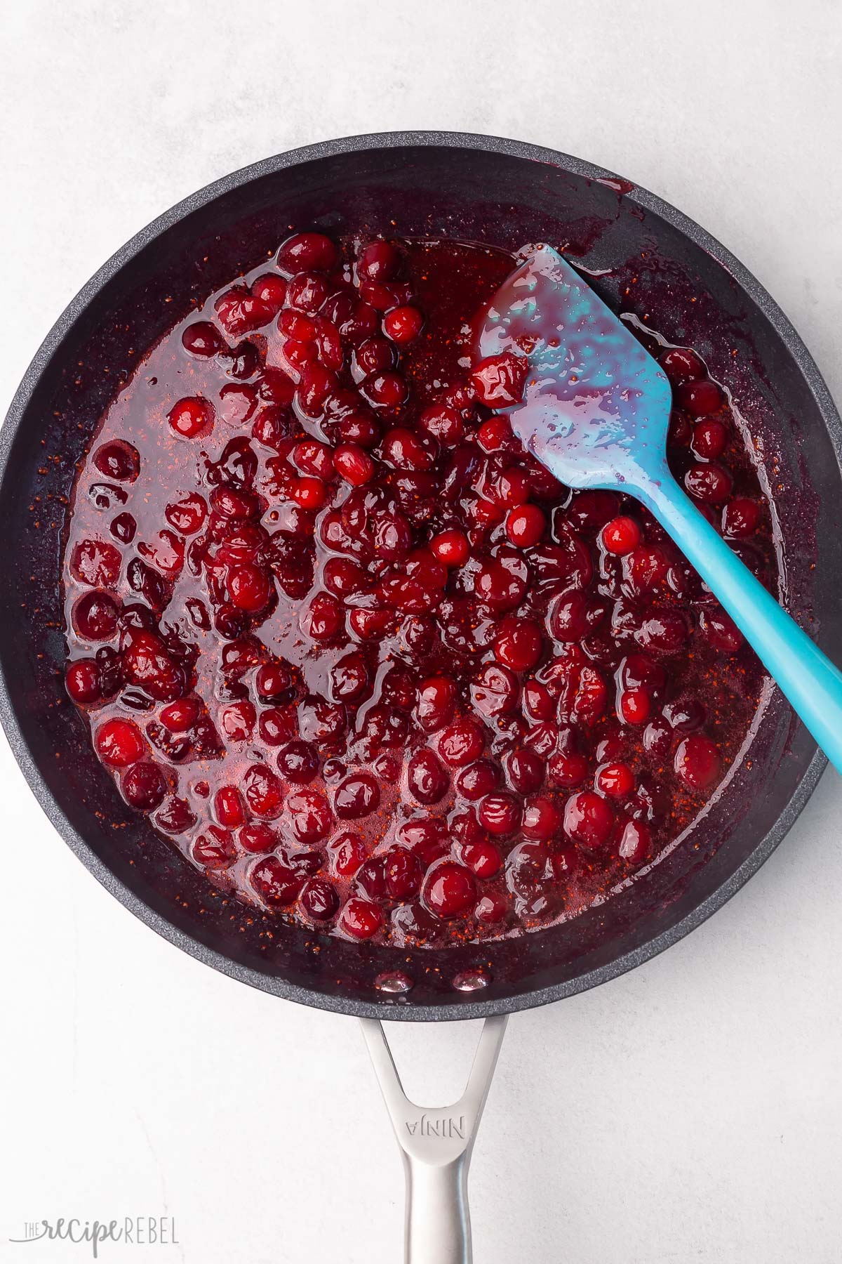 finished cranberry sauce ready for rolls.