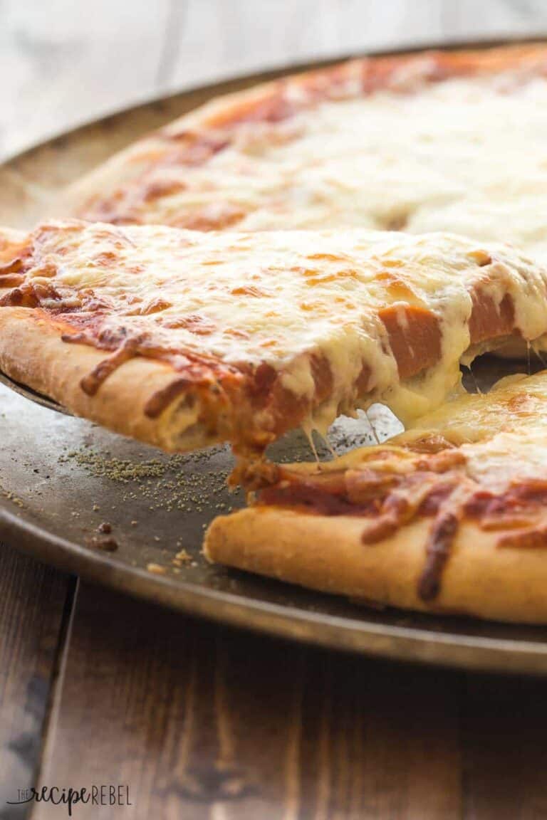 How to Make Frozen Pizzas (homemade freezer pizza)