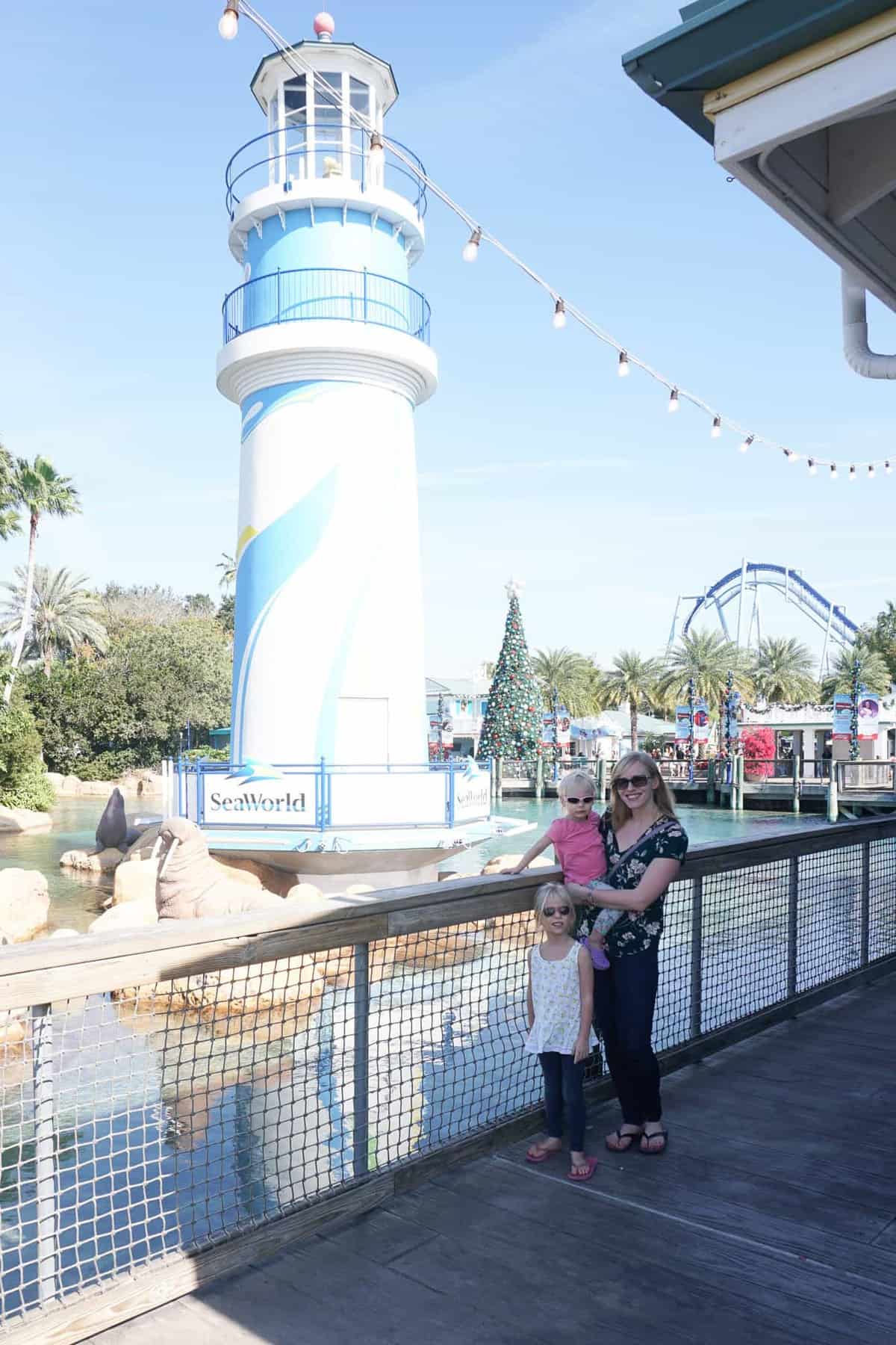 mom and two daughters at seaworld