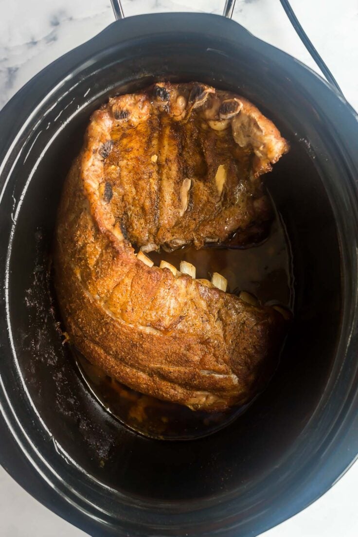 cooked ribs in slow cooker