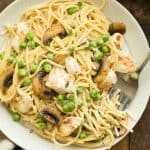 This One Pot Turkey Tetrazzini is an easy dinner idea, perfect for using up leftover turkey or chicken! It comes together in 30 minutes or less in just one pan! | one pot meal | one pan meal | one pan meal | one pan pasta | christmas leftovers | thanksgiving leftovers | easy dinner recipe