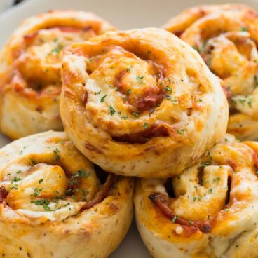 Easy Pizza Pinwheels Recipe - Freezer Friendly!