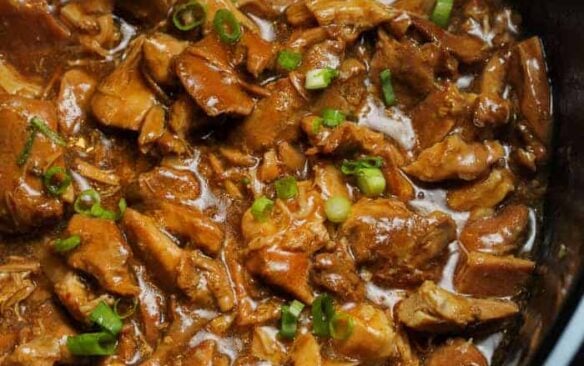 https://www.thereciperebel.com/wp-content/uploads/2018/02/Crock-Pot-Bourbon-Chicken-Spend-With-Pennies_-584x366.jpeg