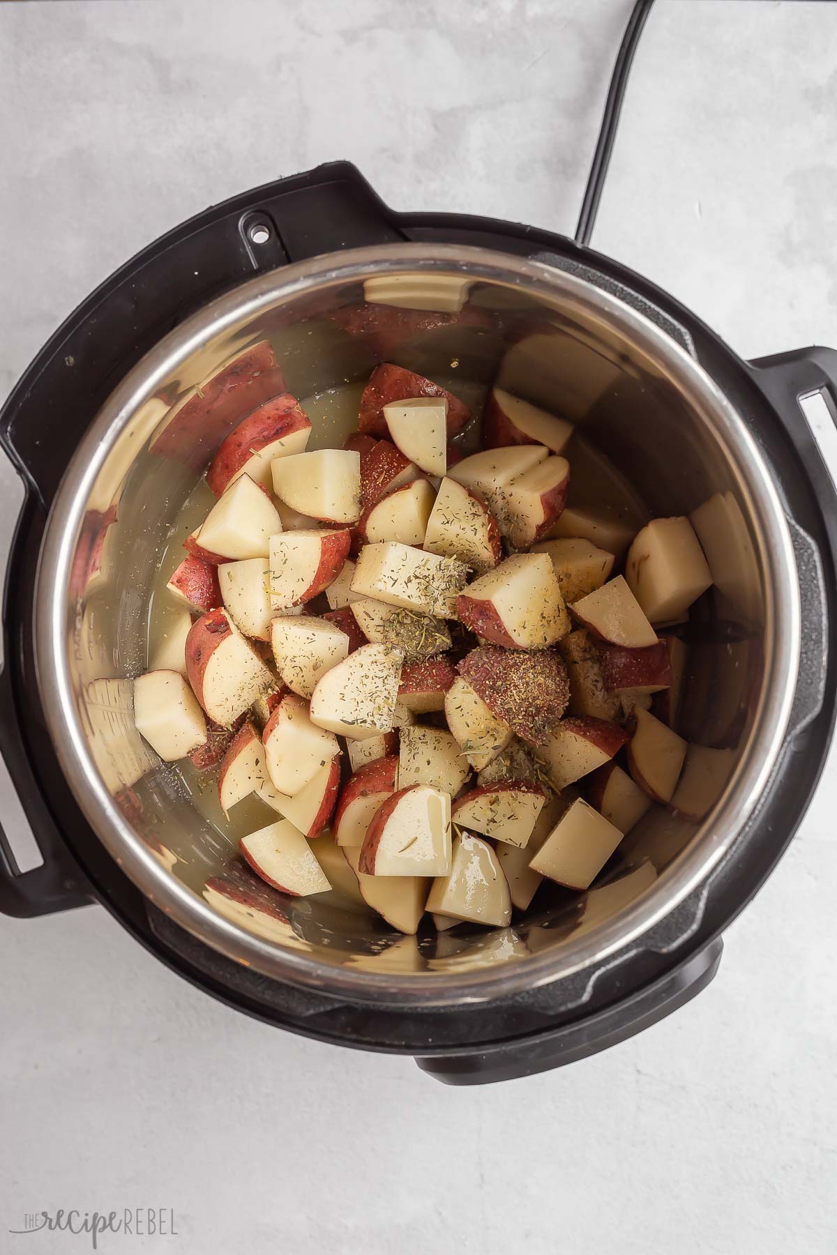 mashed potato ingredients in instant pot.