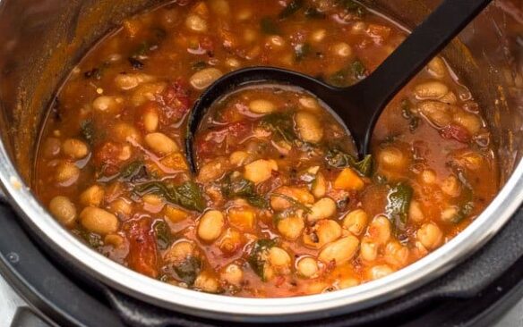 instant pot spicy white bean stew in pressure cooker