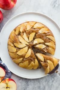 apple upside down cake overhead