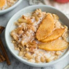 apple cinnamon oatmeal with milk