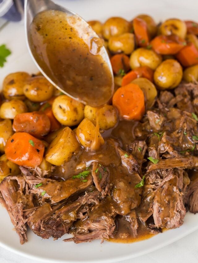 Slow Cooker Pot Roast with the BEST gravy! The Recipe Rebel