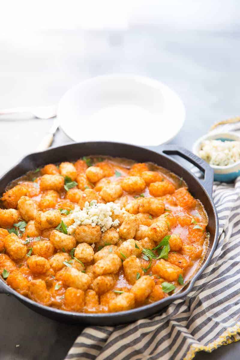 buffalo chicken tater tot casserole