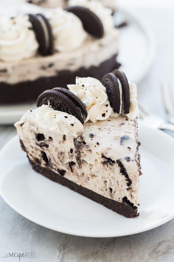 No Bake Oreo Cheesecake - 6 ingredients! [VIDEO] - The Recipe Rebel