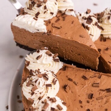 cropped-no-bake-chocolate-cheesecake-TRR-1200-26-of-41.jpg