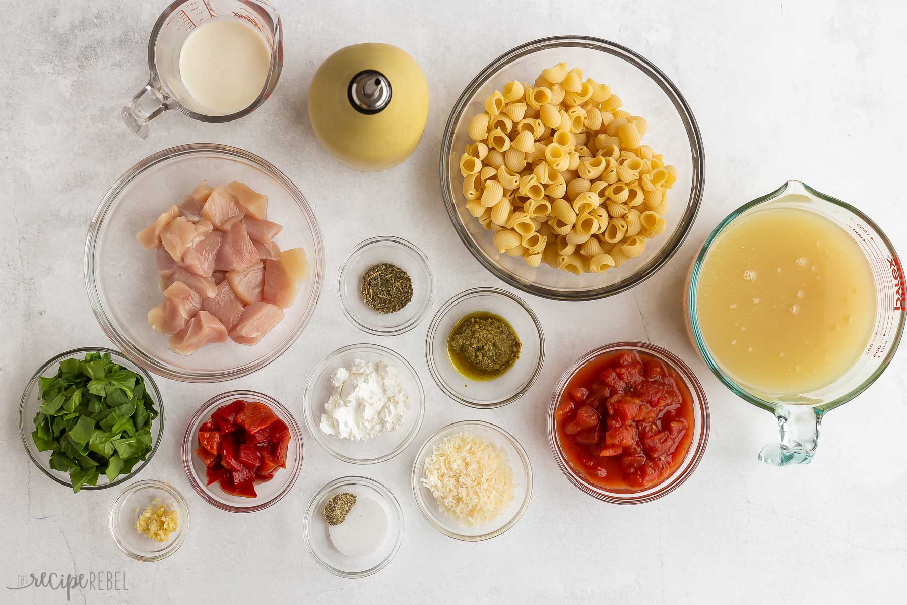 ingredients needed for instant pot italian chicken pasta.