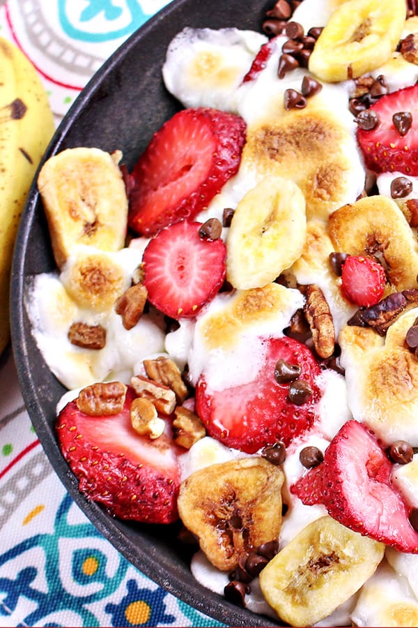 skillet banana s'mores dip overhead in cast iron pan