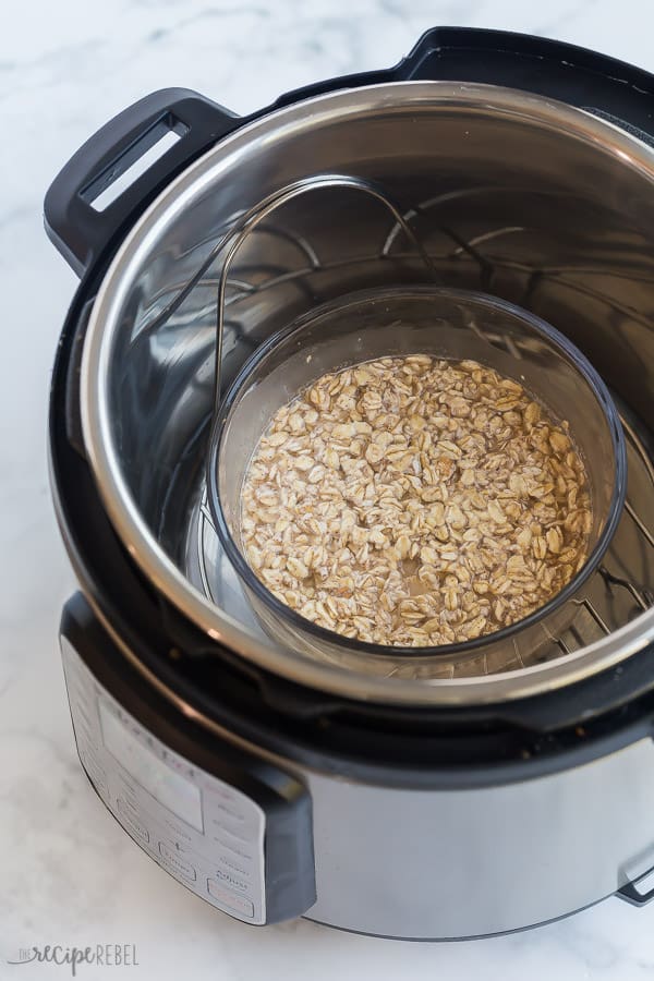 instant pot rolled oats in glass dish on rack in pressure cooker