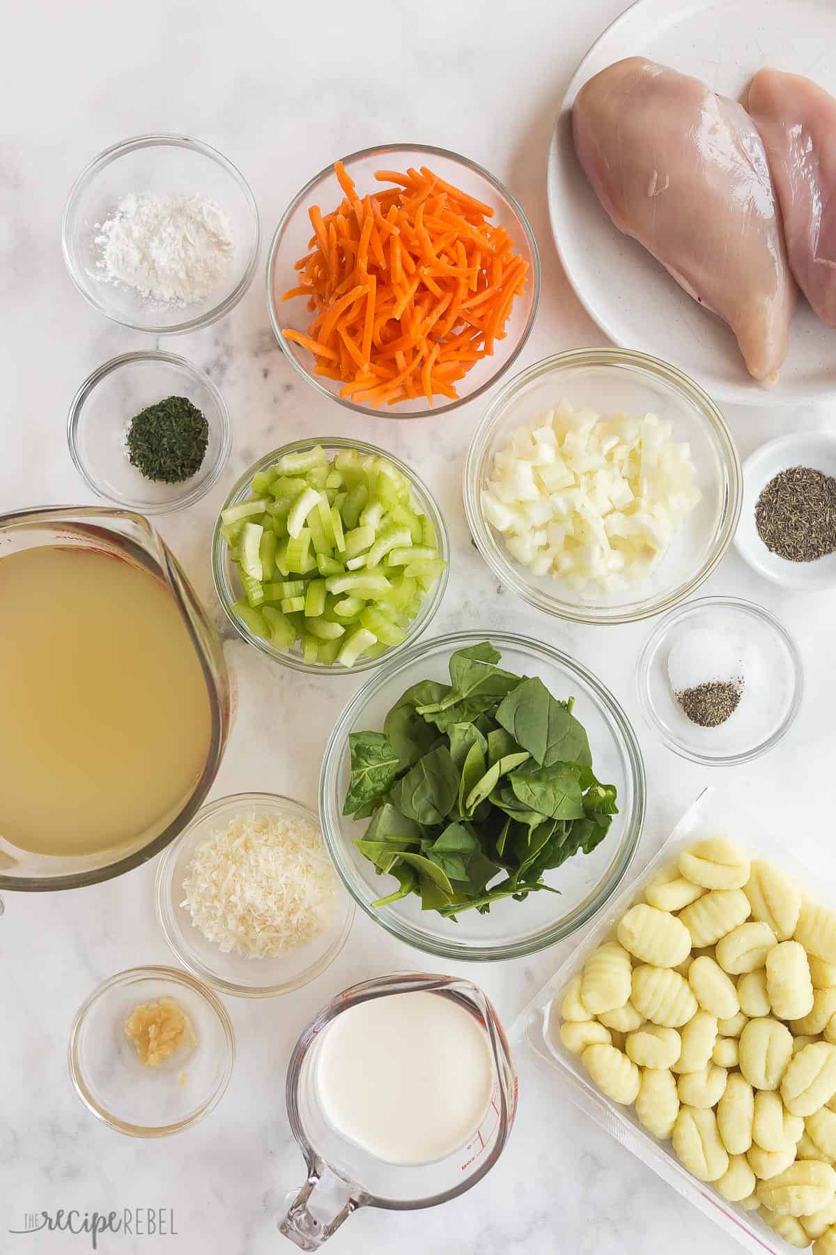 chicken gnocchi soup ingredients.