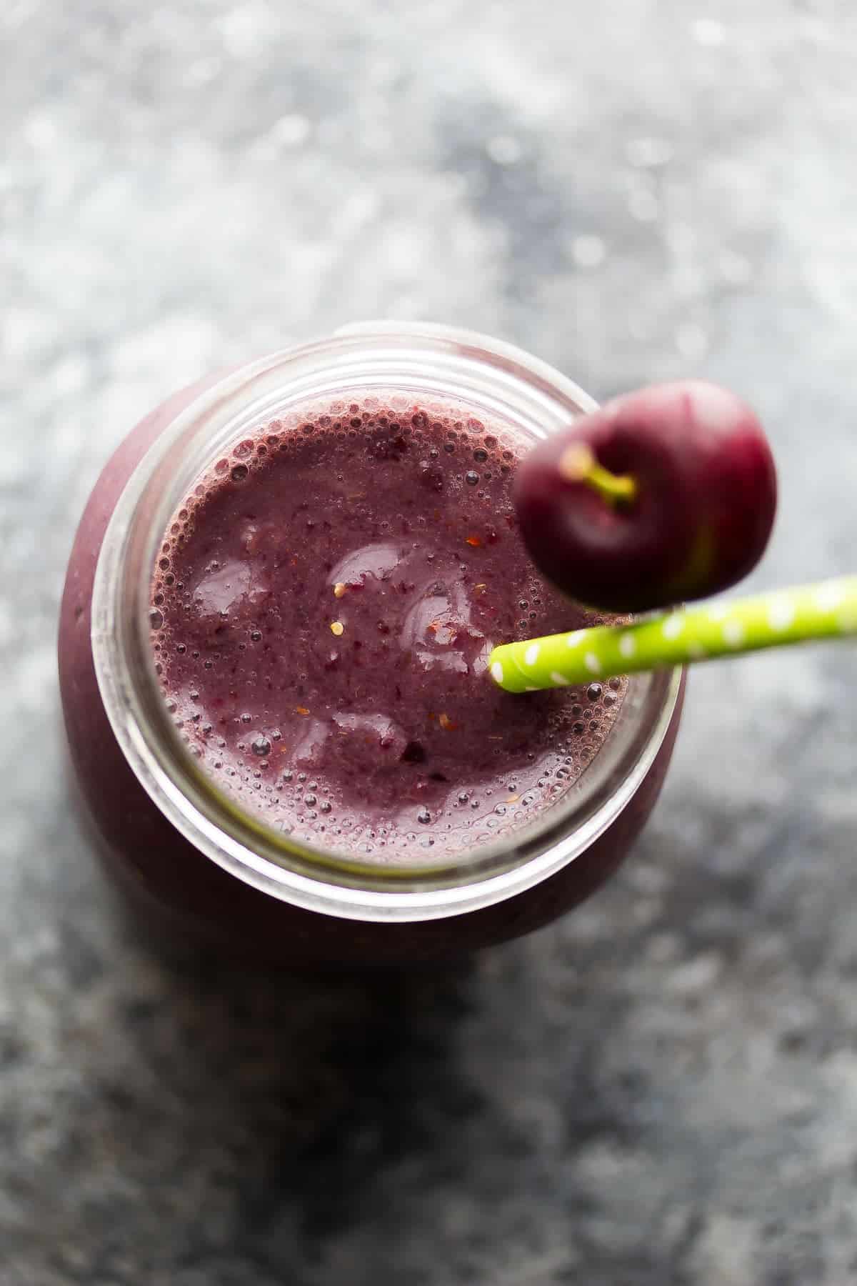 goji peach cherry smoothie