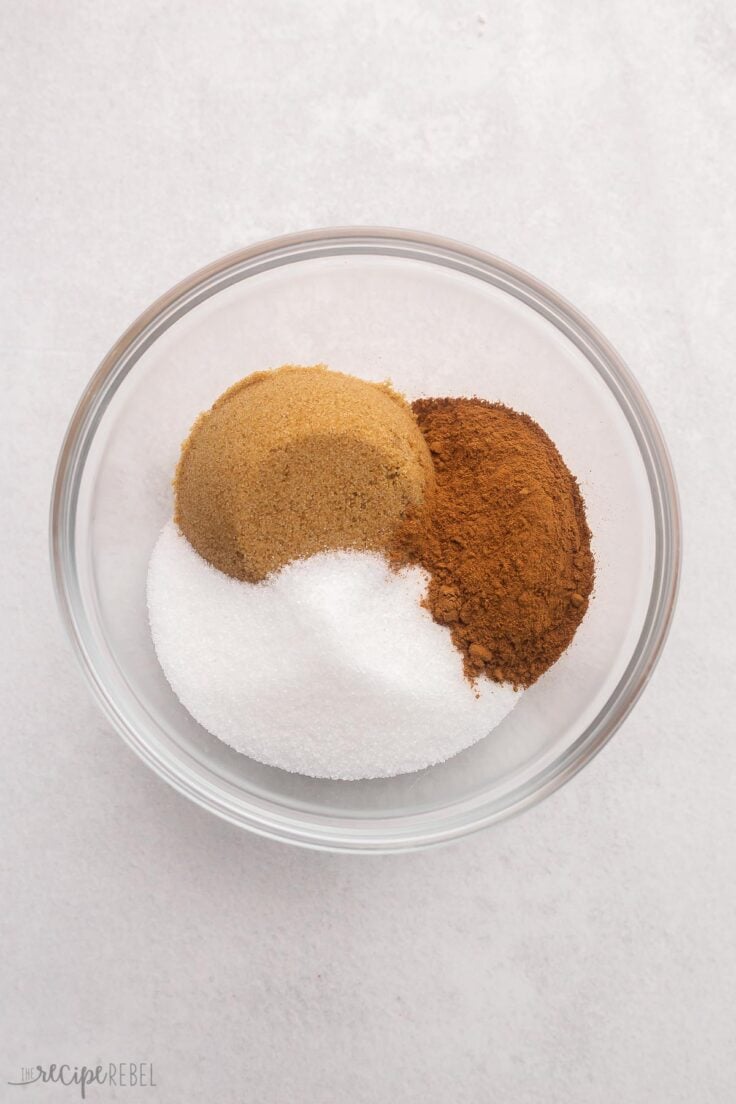 cinnamon sugar ingredients in glass bowl.