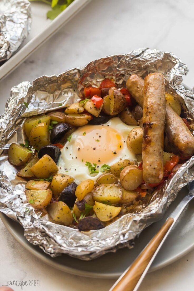 close up image of breakfast foil pack with egg