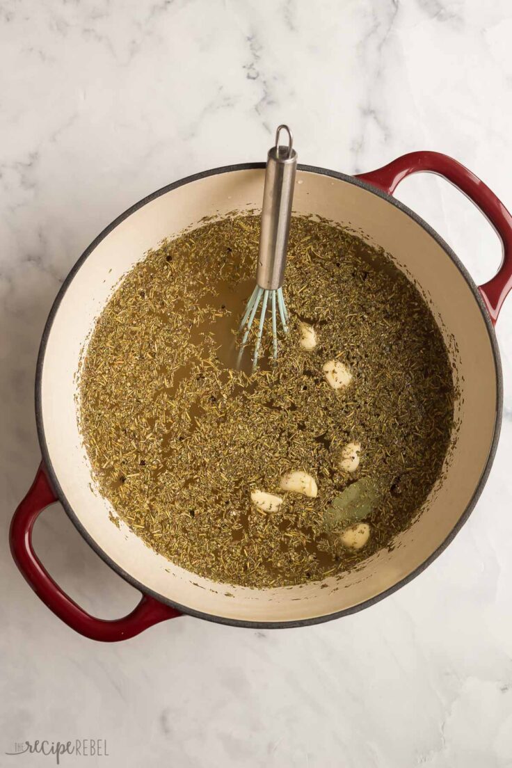 turkey brine ingredients in large pot