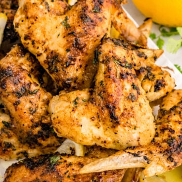 air fryer lemon pepper chicken wings close up