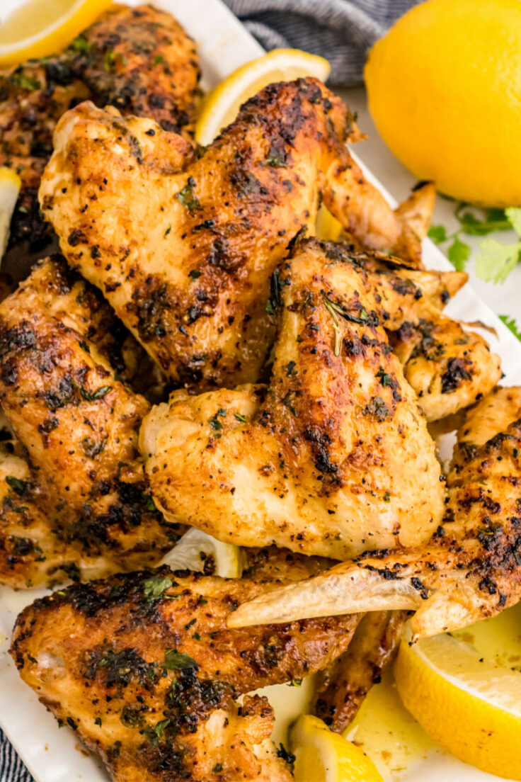 air fryer lemon pepper chicken wings close up