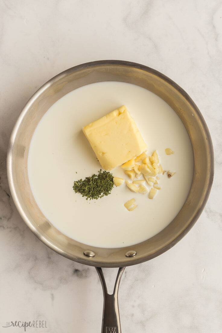 cream butter garlic and parsley in a skillet