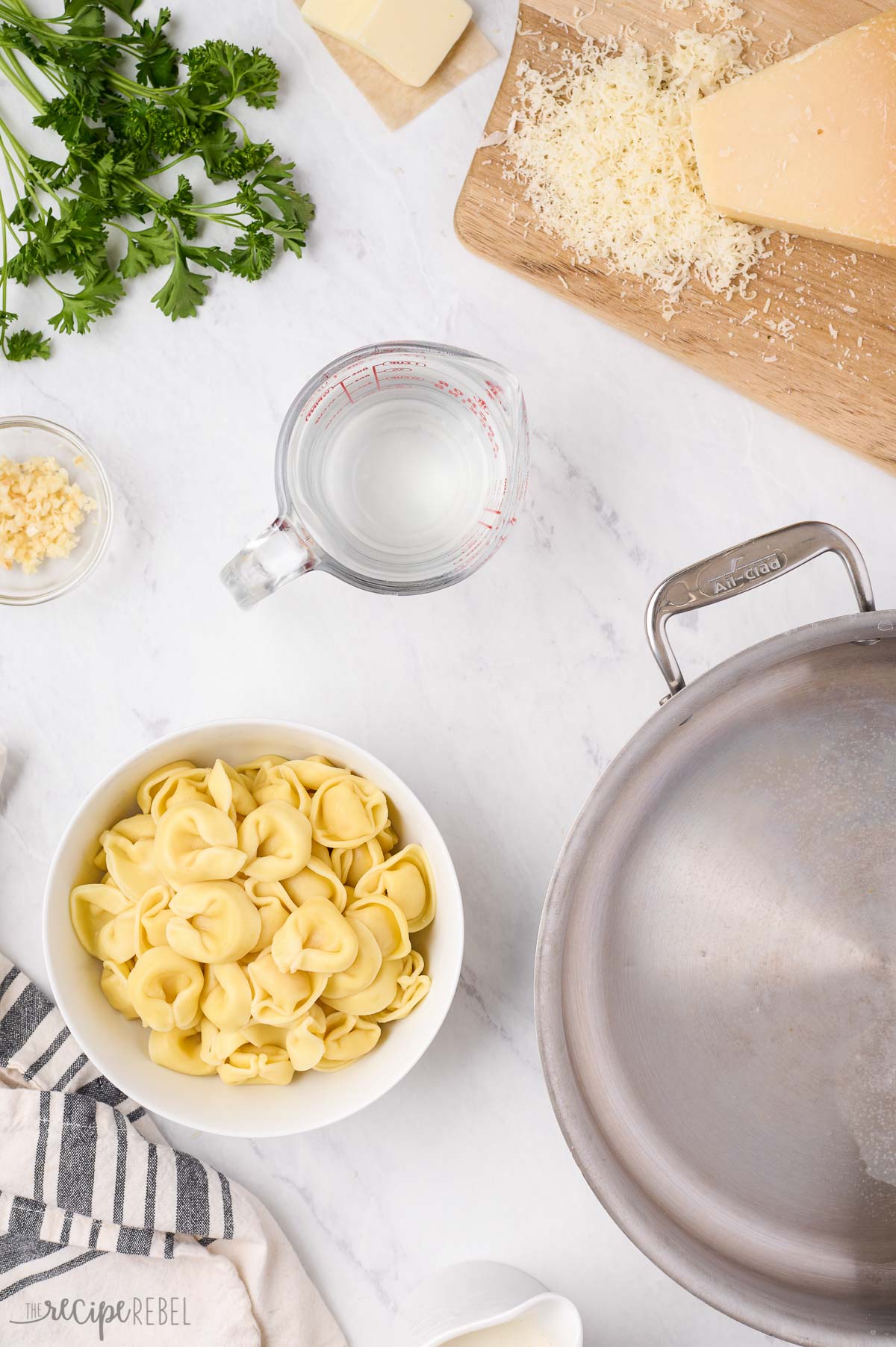 ingredients needed to make creamy cheese tortellini