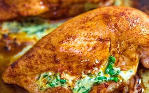 Chicken breast stuffed with creamy spinach filling.