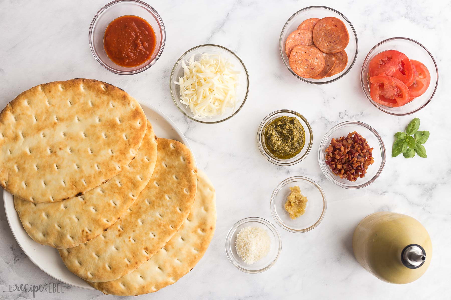 ingredients needed to make flatbread pizza