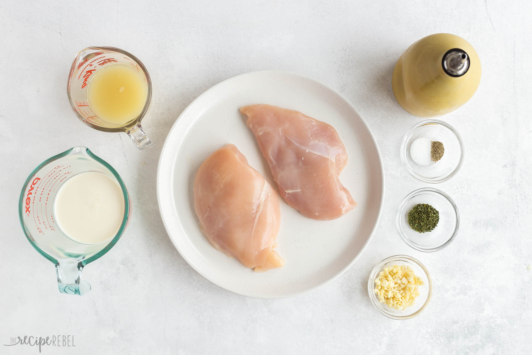 ingredients needed for creamy garlic chicken.