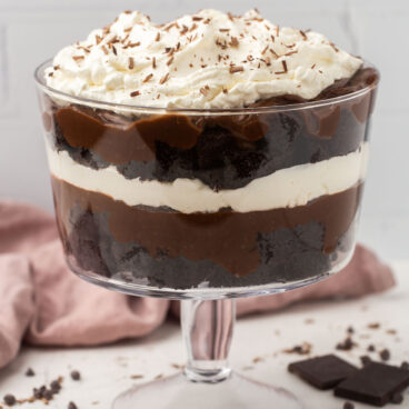 full glass bowl of chocolate trifle.
