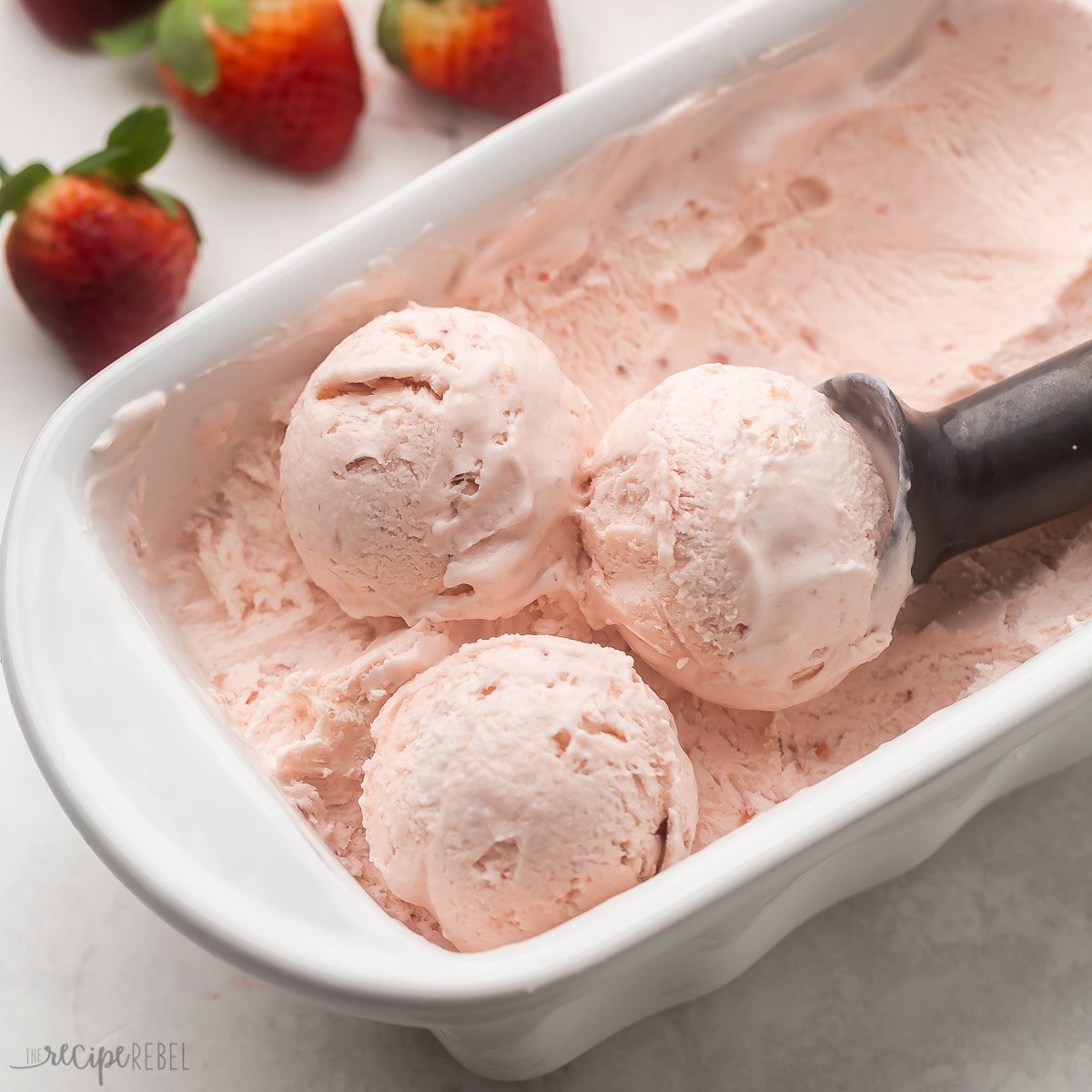 No-Churn Strawberry Ice Cream