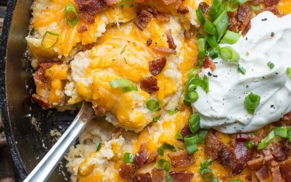 bacon cheddar cauliflower casserole maebells.