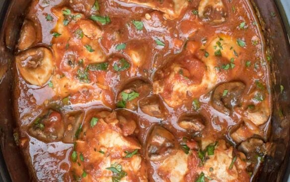 slow cooker chicken cacciatore in a crockpot
