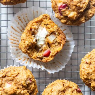 rhubarb apple muffins