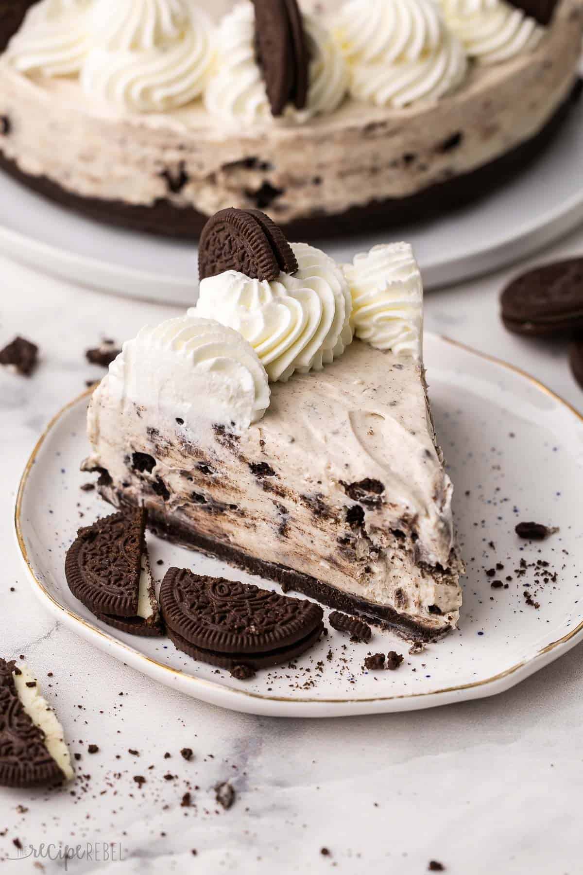 a piece of no bake oreo cheesecake on a plate.